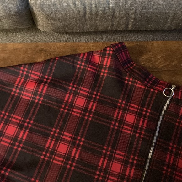 Hot topic flared skirt size LG - Picture 2 of 9